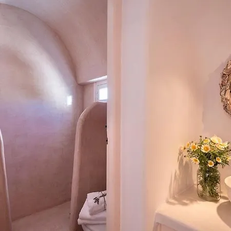 Luxury Santorini Sunset Chaser Outdoor Hot Tub Sea Sunset View 3 Bdr Oia Βίλα *